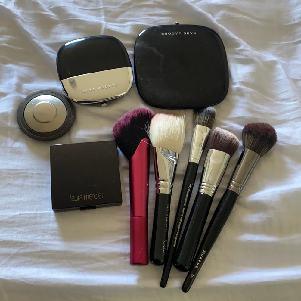 Makeup and brushes bundle